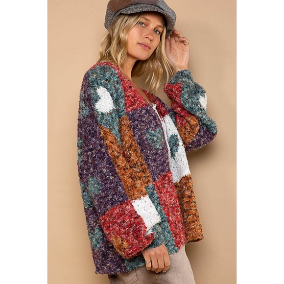 POL Checkerboard Heart Patterned Oversized Cardigan in Red Brick Multi - Picture 4 of 8